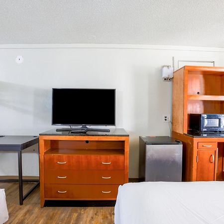 Cozy Garden Inn By Oyo Hwy 40 ריצ'מונד מראה חיצוני תמונה