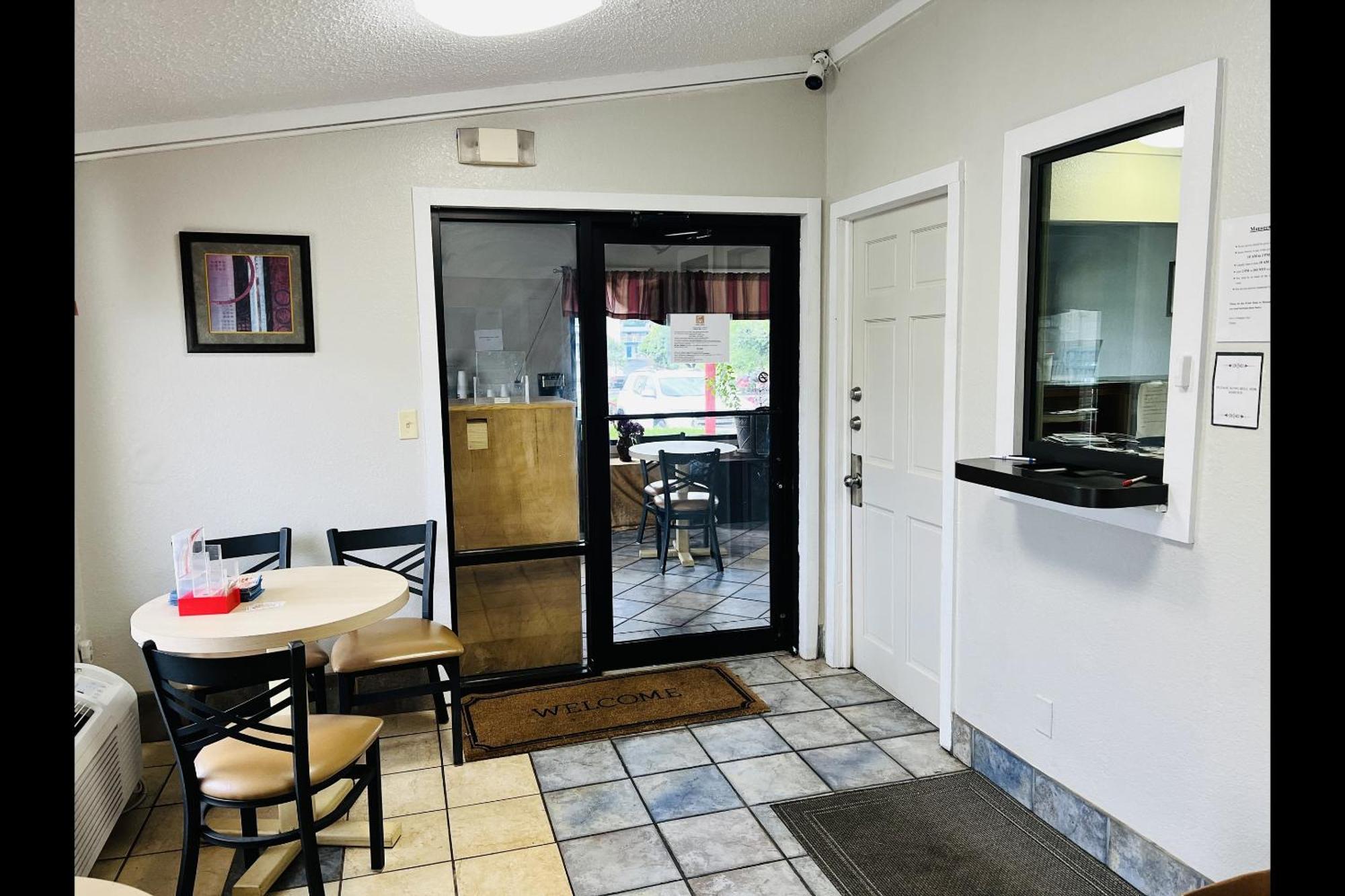 Cozy Garden Inn By Oyo Hwy 40 ריצ'מונד מראה חיצוני תמונה