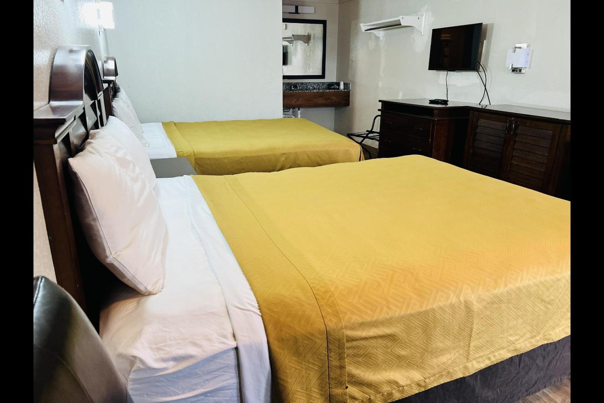 Cozy Garden Inn By Oyo Hwy 40 ריצ'מונד מראה חיצוני תמונה