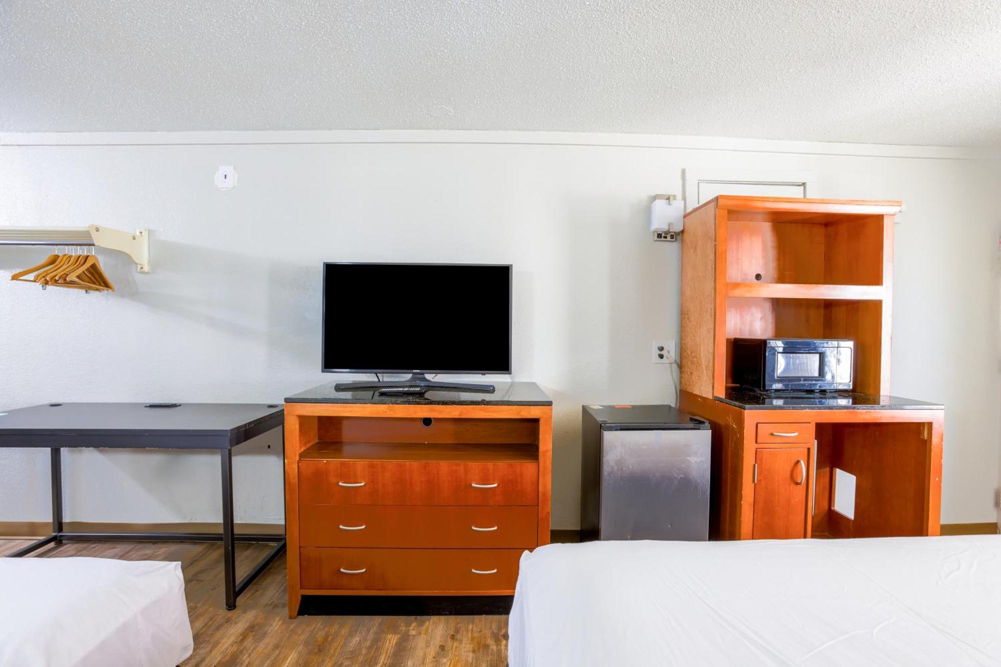 Cozy Garden Inn By Oyo Hwy 40 ריצ'מונד מראה חיצוני תמונה