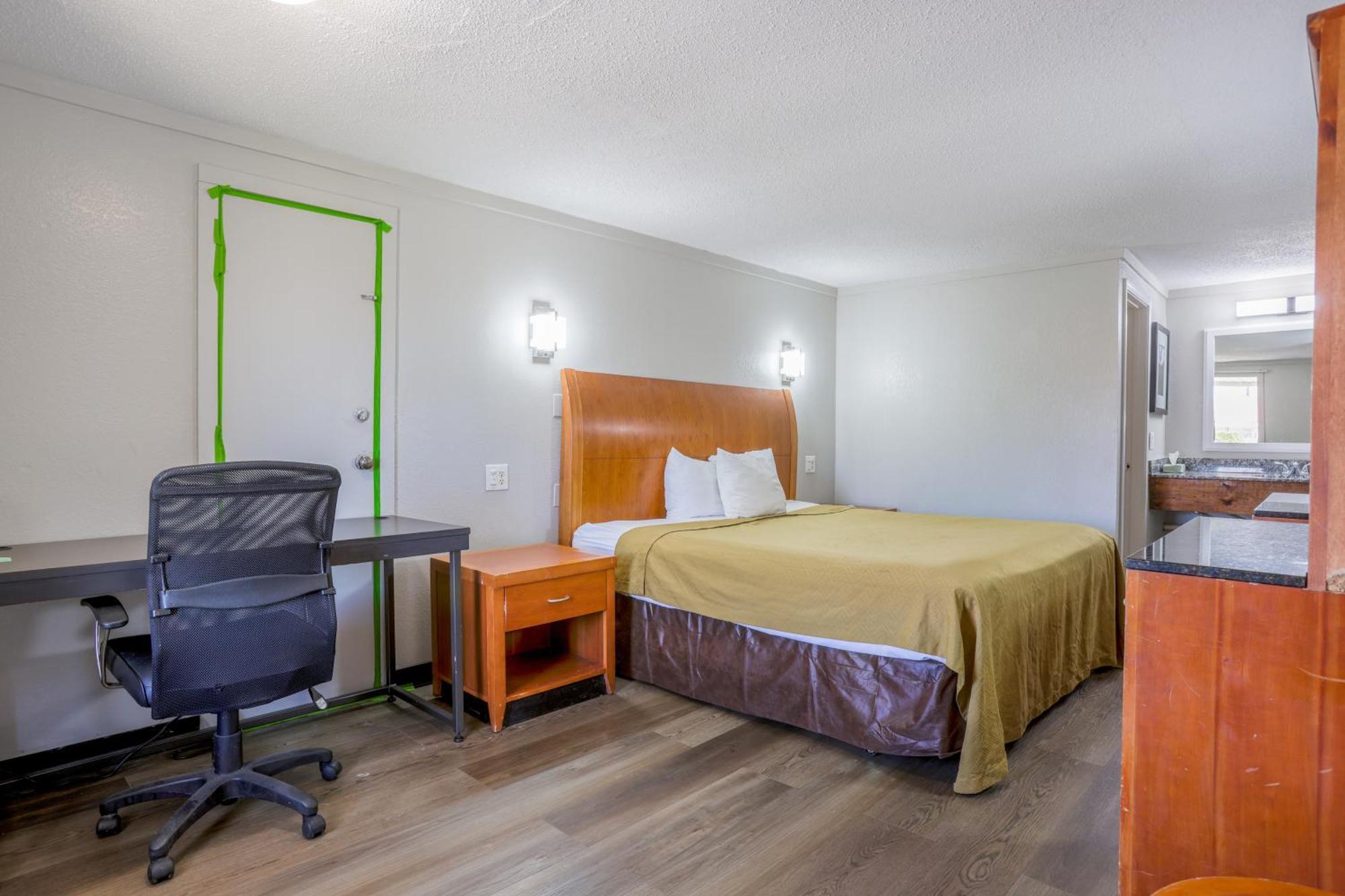 Cozy Garden Inn By Oyo Hwy 40 ריצ'מונד מראה חיצוני תמונה